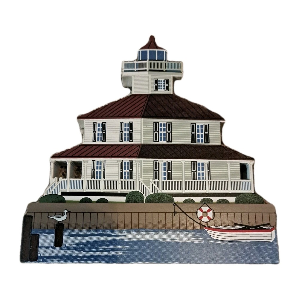 Sheila Collectibles Shelf Sitter New Canal Lighthouse New Orleans Louisiana 1996